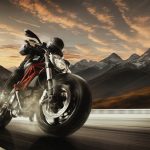 Textil alebo koža? Akú kombinézu na motorku vybrať?